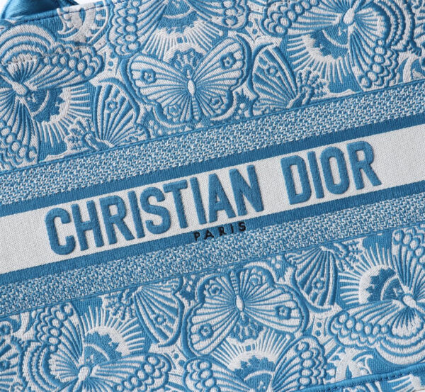Medium Dior Book Tote