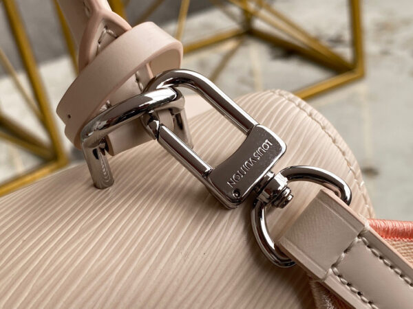 Louis Vuitton Cluny