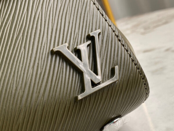 Louis Vuitton Cluny