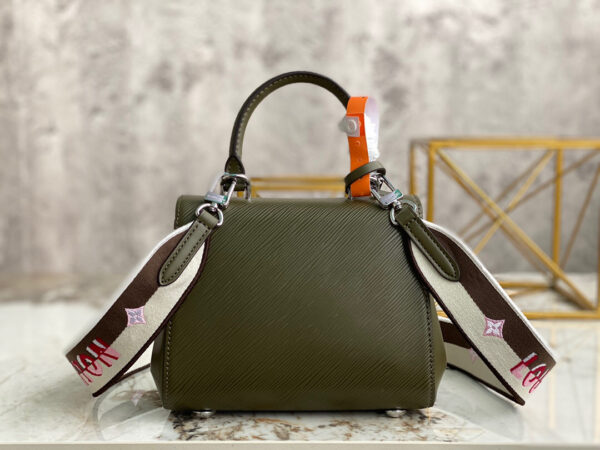 Louis Vuitton Cluny