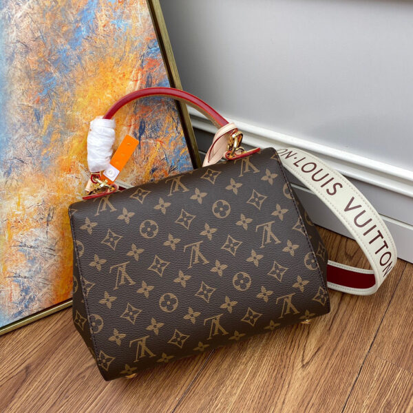 Louis Vuitton Cluny BB