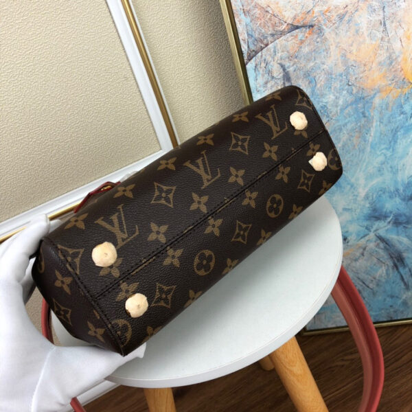 Louis Vuitton Cluny BB