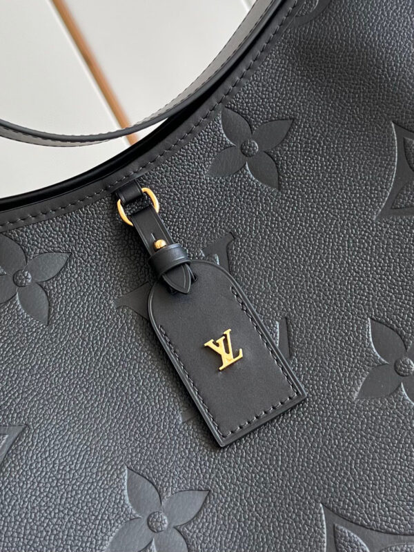Louis Vuitton Carryall MM