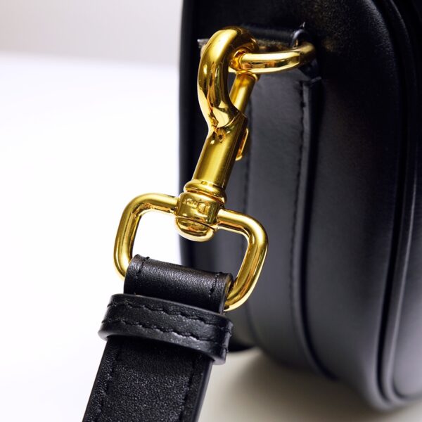 Dior Bobby