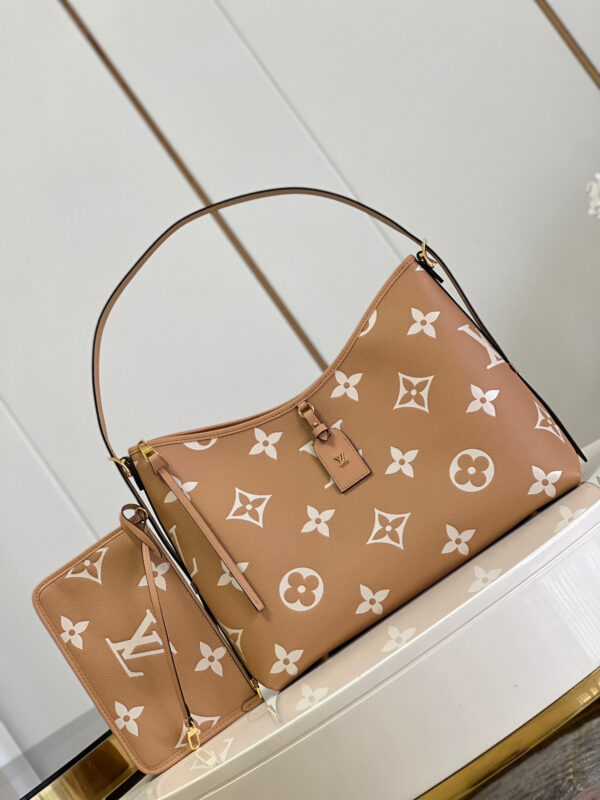Louis Vuitton Carryall MM