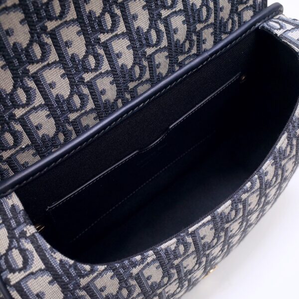 Dior Bobby