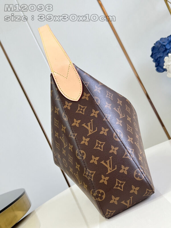 Louis Vuitton slouchy mm monogram