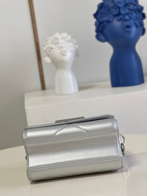 Louis Vuitton Twist