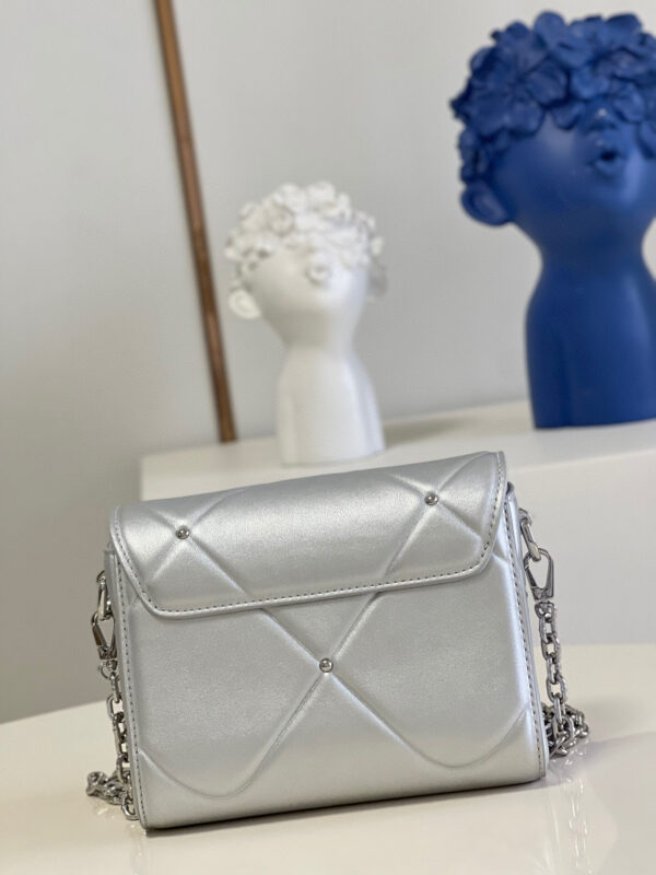 Louis Vuitton Twist