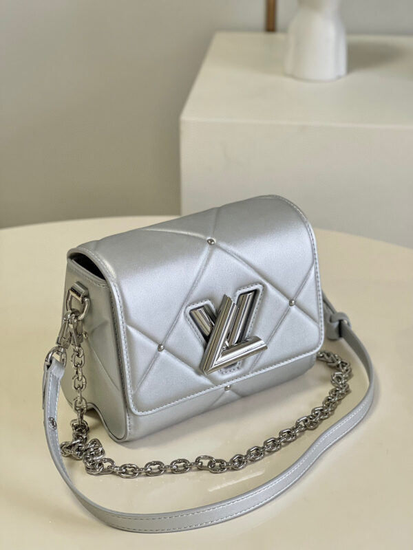 Louis Vuitton Twist