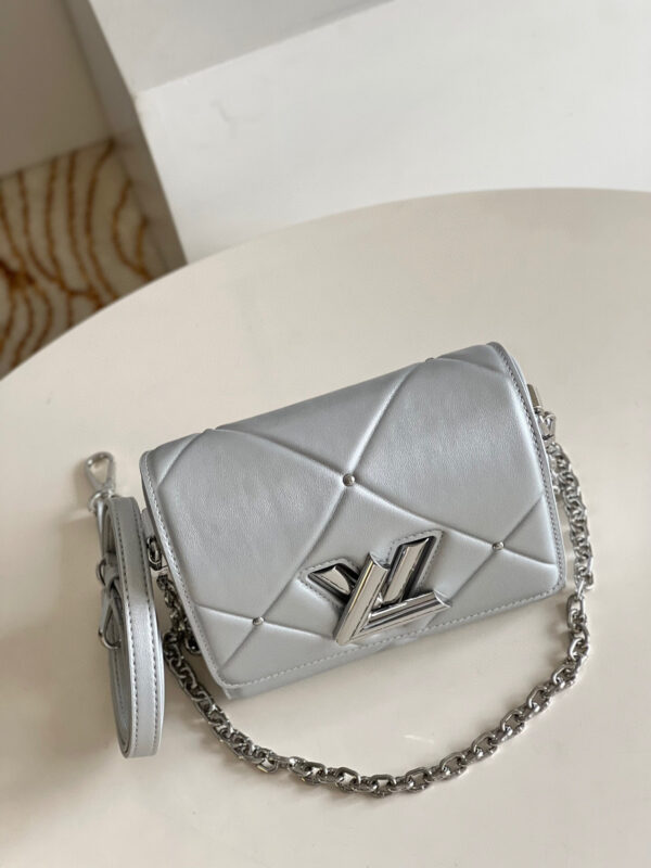 Louis Vuitton Twist