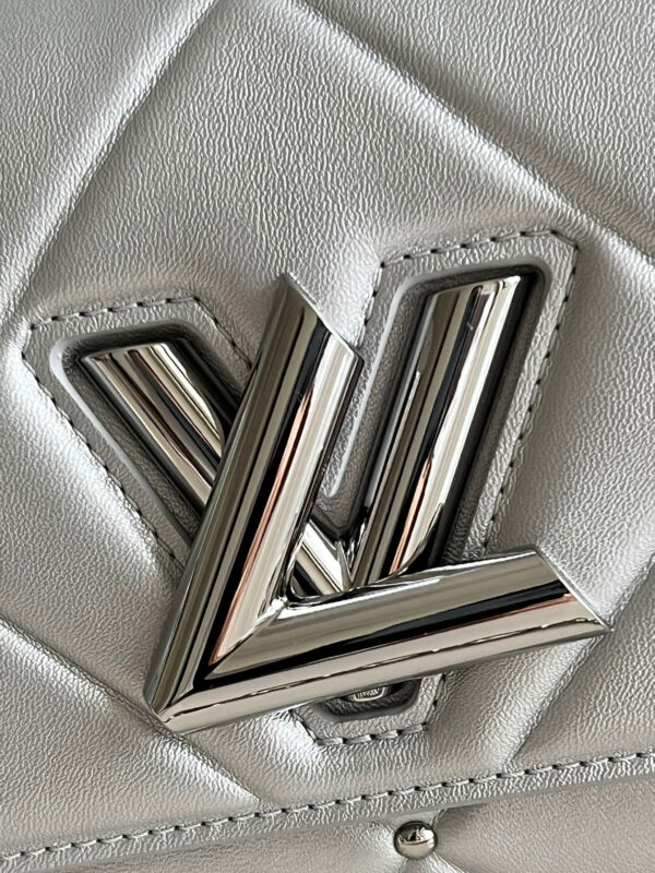 Louis Vuitton Twist