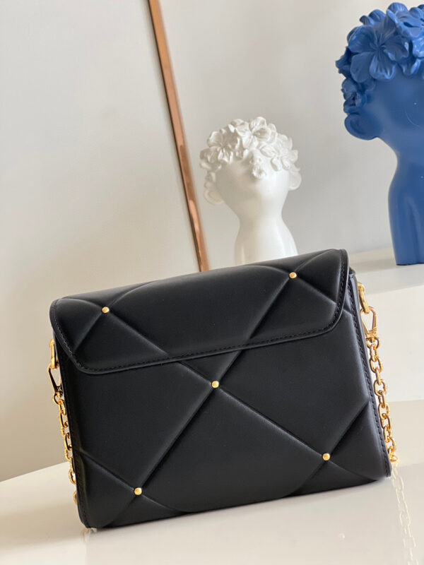 Louis Vuitton Twist