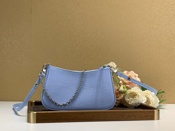 Louis Vuitton Easy Pouch