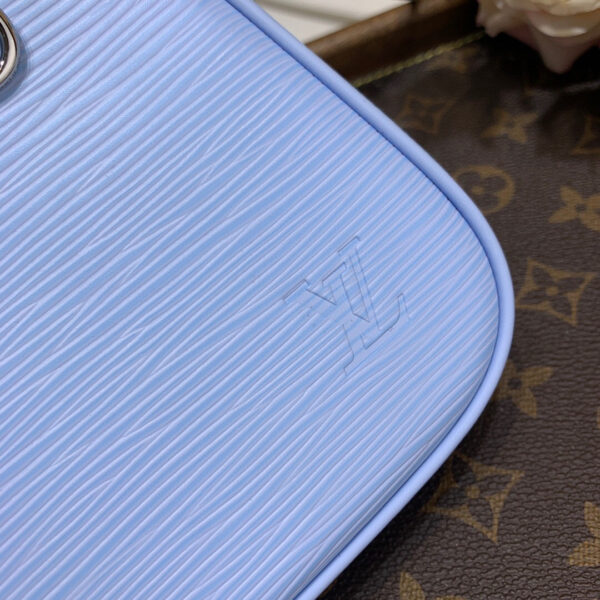 Louis Vuitton Easy Pouch
