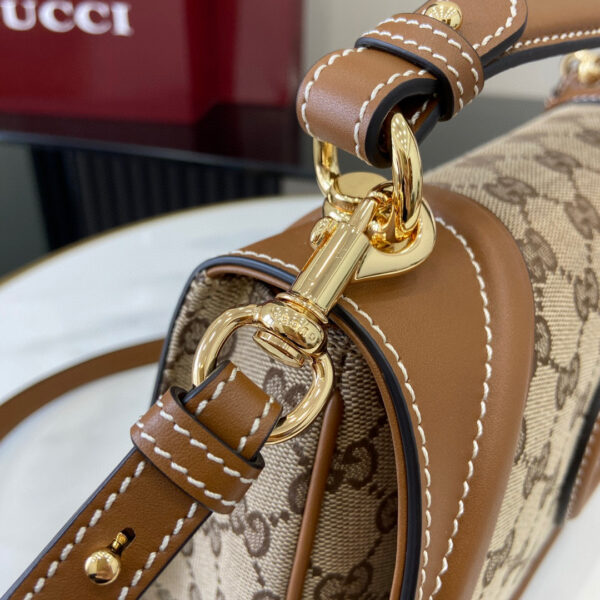 Gucci Blondie medium top handle bag