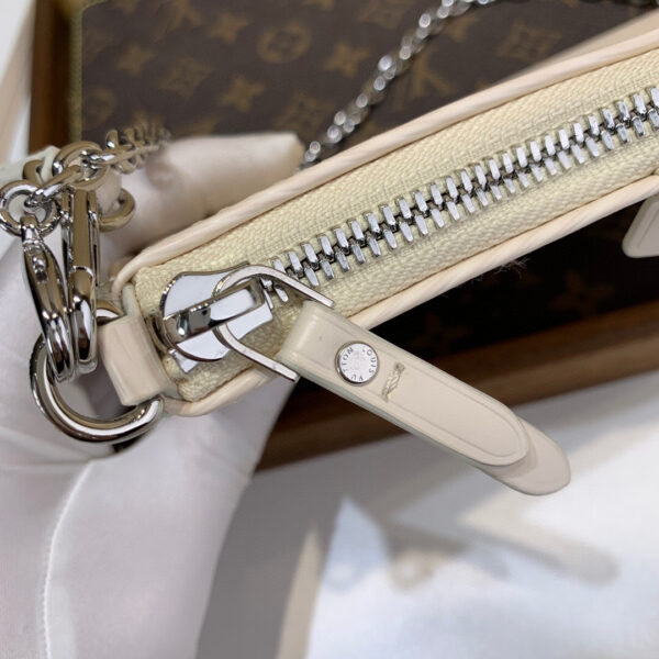 Louis Vuitton Easy Pouch
