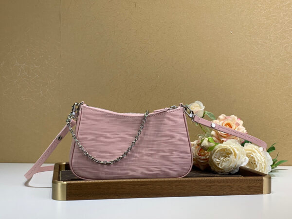 Louis Vuitton Easy Pouch