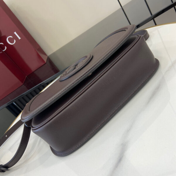 Gucci Blondie medium top handle bag