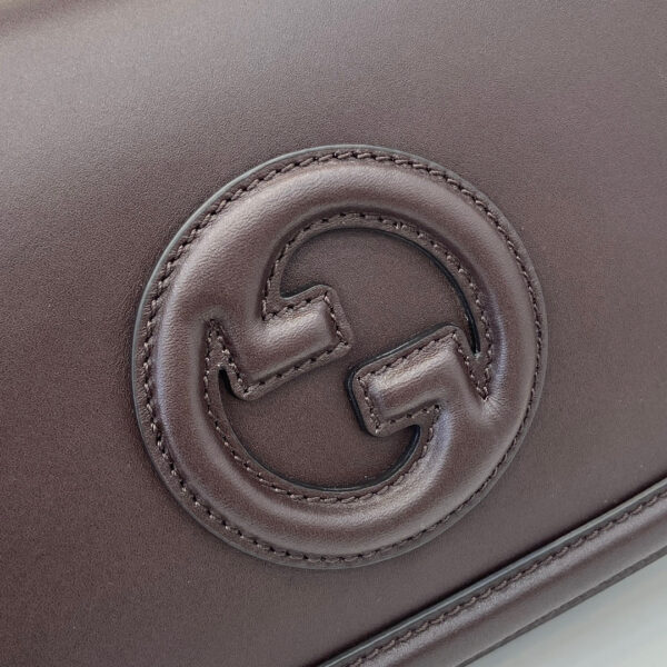Gucci Blondie medium top handle bag