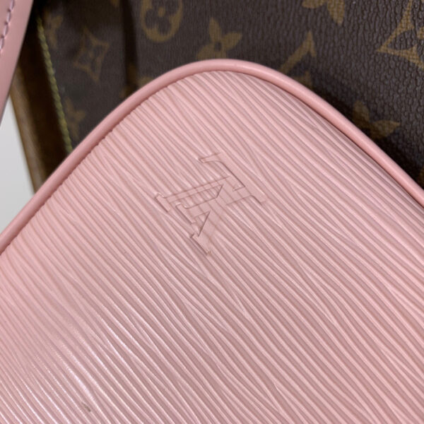 Louis Vuitton Easy Pouch