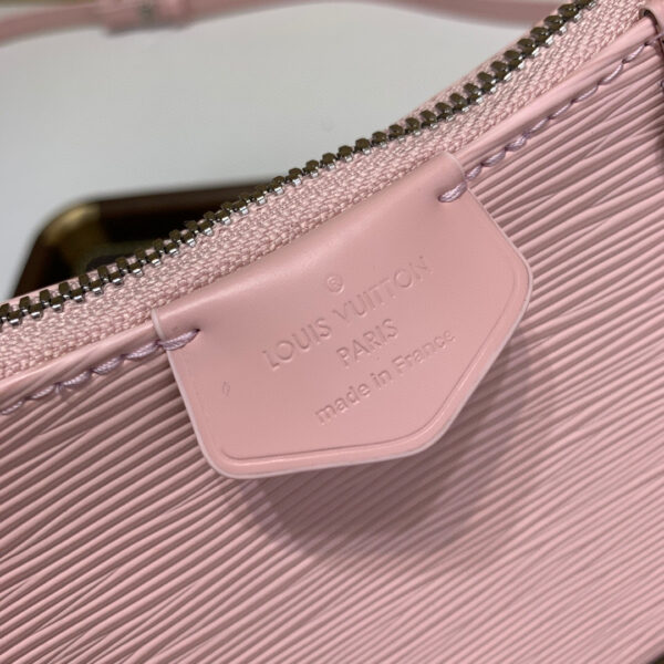 Louis Vuitton Easy Pouch
