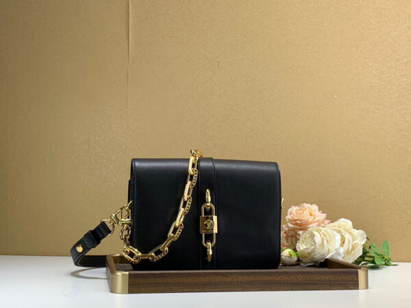 Louis Vuitton Rende-Vous