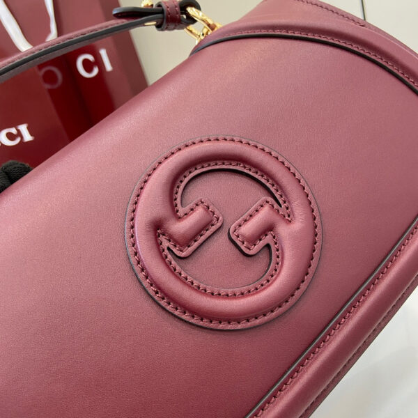 Gucci Blondie medium top handle bag