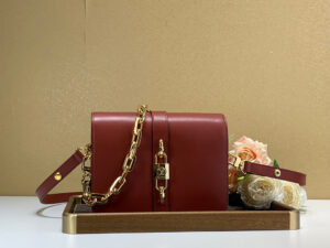 Louis Vuitton Rende-Vous