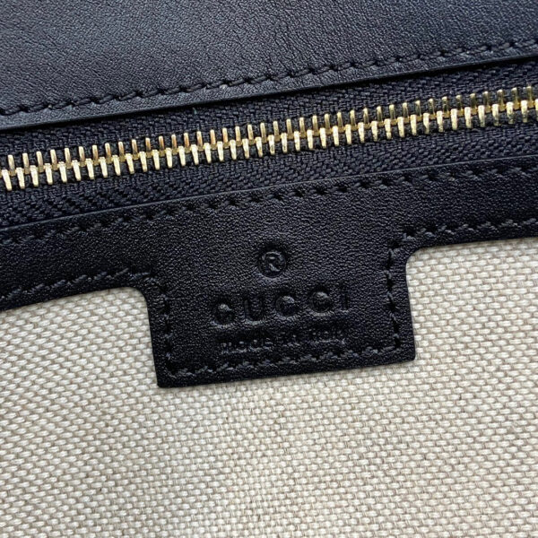 Gucci Blondie medium top handle bag