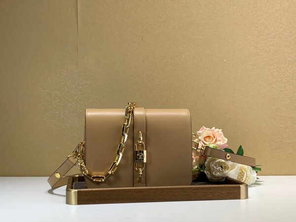 Louis Vuitton Rende-Vous