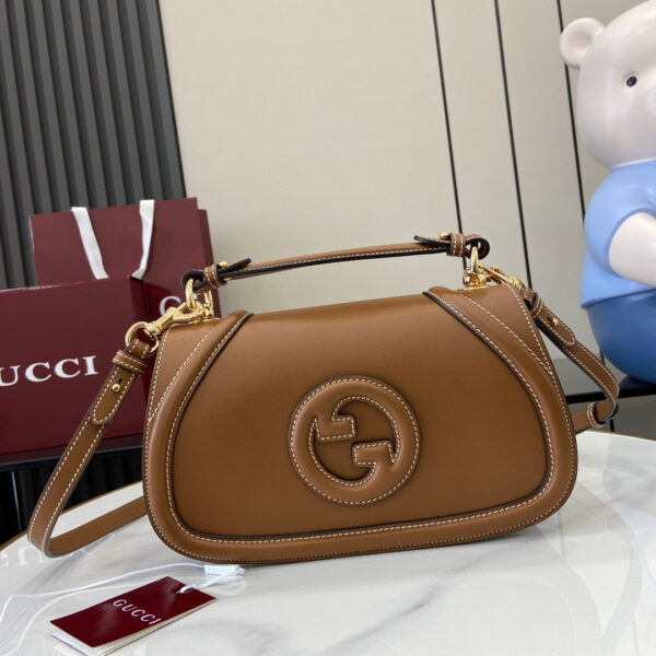 Gucci Blondie medium top handle bag