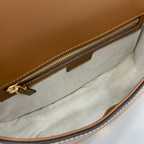 Gucci Blondie medium top handle bag