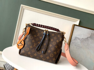 Louis Vuitton Beaubourg Hobo