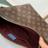 Louis Vuitton Beaubourg Hobo
