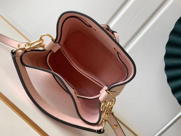 Louis Vuitton Neo Noe