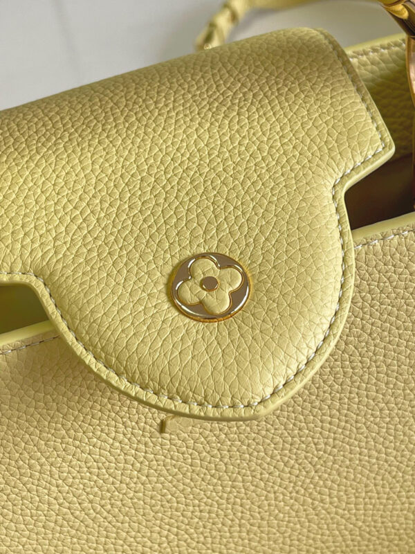 Louis Vuitton Capucines BB