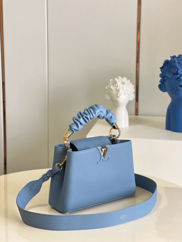 Louis Vuitton Capucines BB
