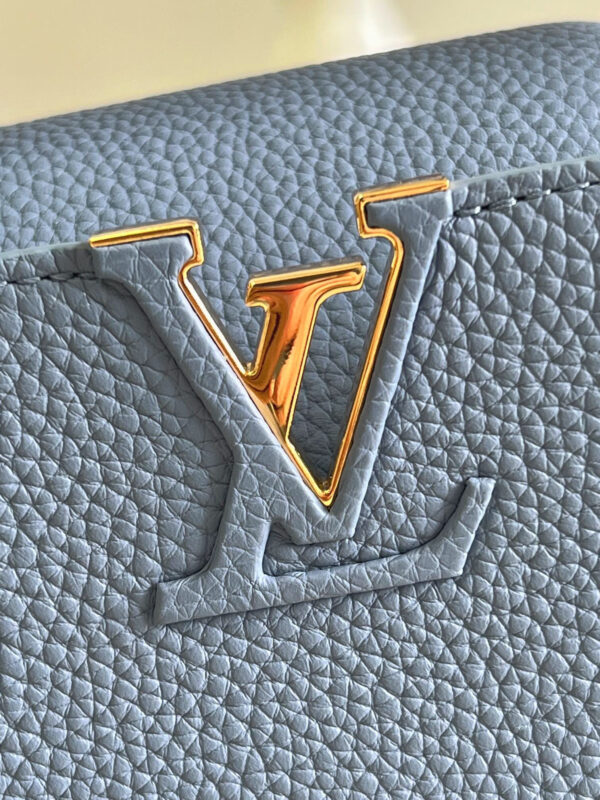 Louis Vuitton Capucines BB