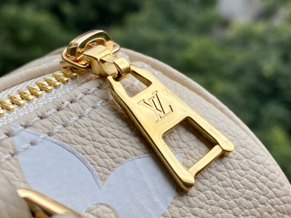 Louis Vuitton Papillon BB