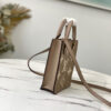 Louis Vuitton Petie Sac Plat