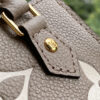 Louis Vuitton Petie Sac Plat