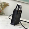 Louis Vuitton Petie Sac Plat