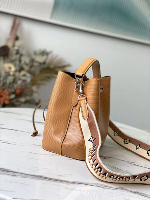 Louis Vuitton Neo Noe