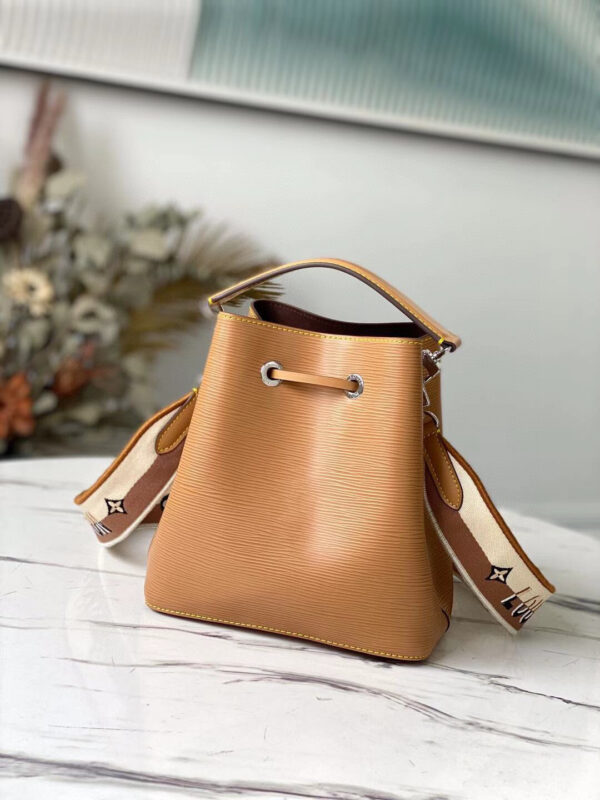 Louis Vuitton Neo Noe