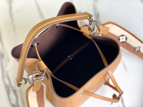 Louis Vuitton Neo Noe