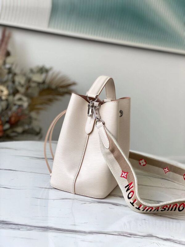 Louis Vuitton Neo Noe