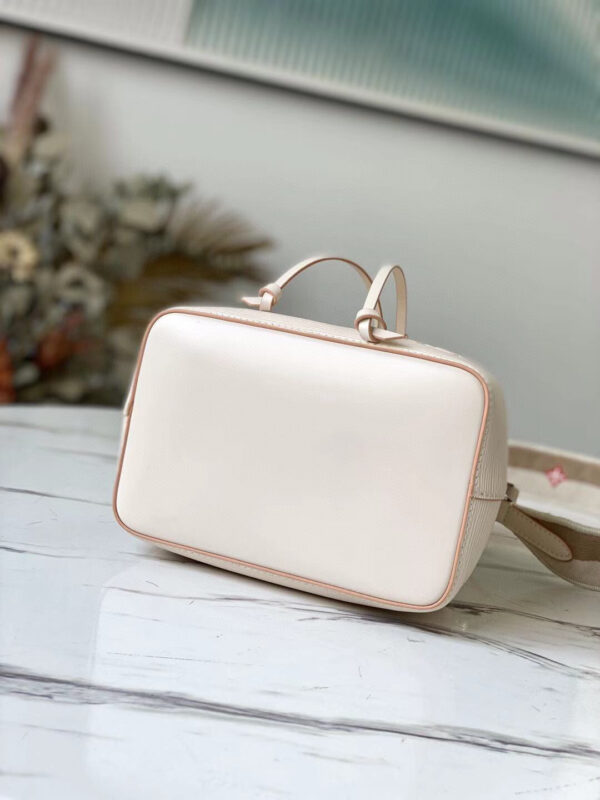 Louis Vuitton Neo Noe