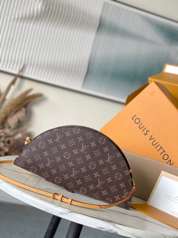 Louis Vuitton LV Fan