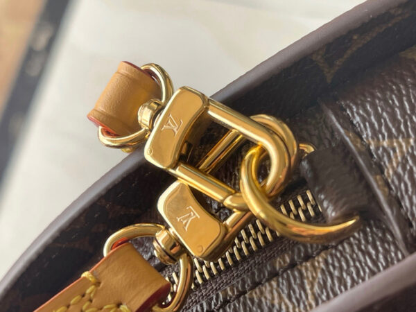Louis Vuitton LV Fan